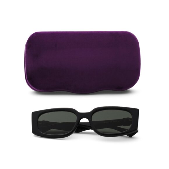 GUCCI Black 55mm Rectangle Sunglasses - Picture 1 of 2